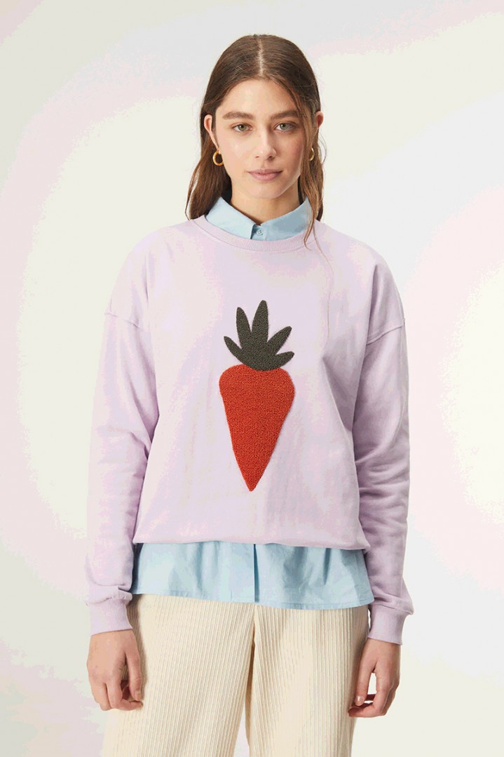 COMPANIA FANTASTICA  CARROT PRINT PLUSH SWEATSHIRT 100% Cotton.